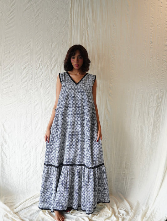 Black & white dress